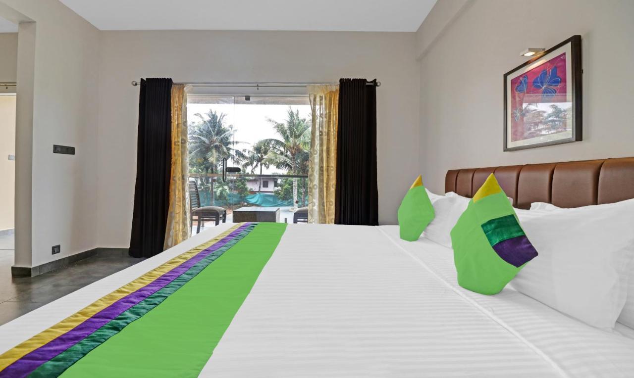 Treebo Grand Vistara Airport Suites Kochi Екстериор снимка